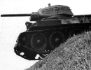 Т-34 спускается с горы