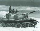 Танк Т-54 на песке