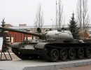 Радиус поворота танка Т-62 составляет 8,91 с