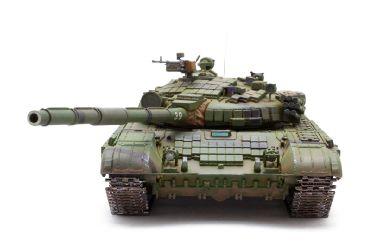 Т-72 — самый массовый основной боевой танк второго поколения 