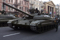 Средний танк Т-64 на параде